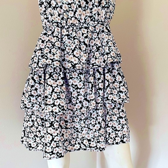 NEW pretty garden one-shoulder tiered ruffle dress - Picture 9 of 10